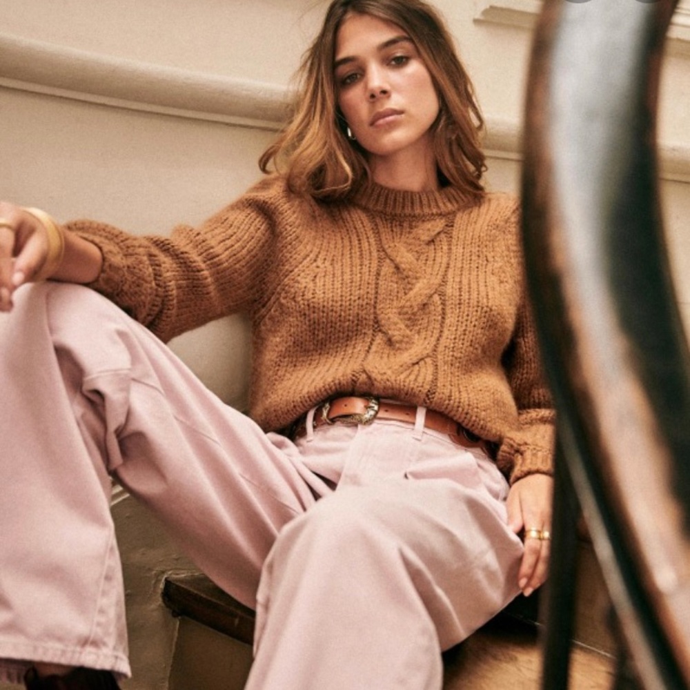 (Found onsite) ISO Sezane Serena jumper, small